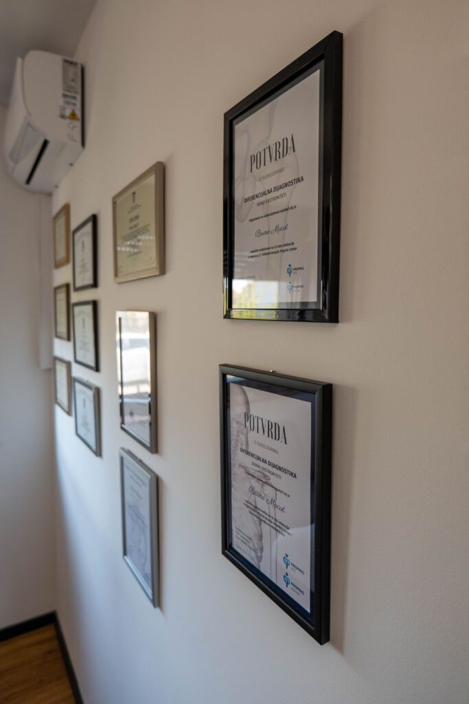 Potvrde i certifikati edukacija Brune Macuta u prostoru u Kerestincu